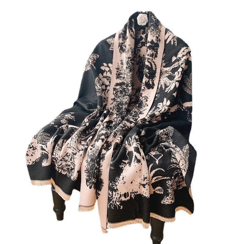 Ethnic cartoon keep warm demi-season scarf, cloak made of faux fur with tassels, ethnic style, print, increased thickness