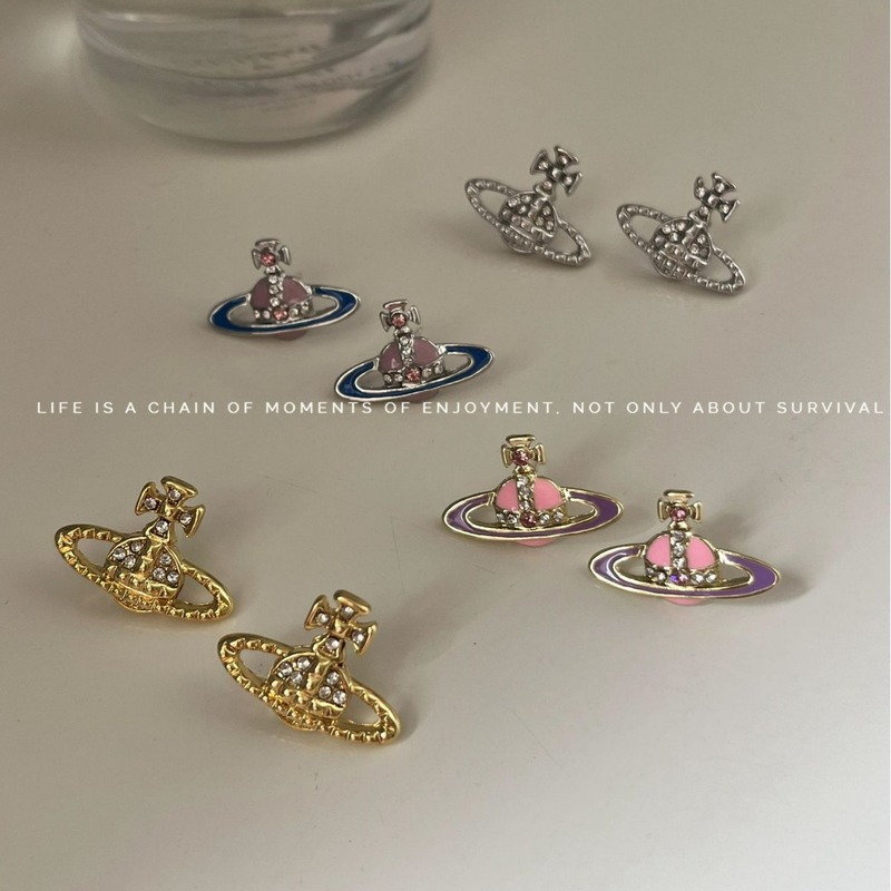 "Milk Blue Saturn" Gentle Milk Green Planet Rhinestone Zircon Saturn Sweet Personality Baked Paint Silver Stud Earrings