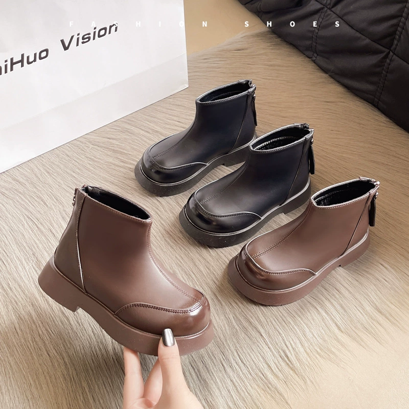 Детские короткие сапоги 2024 новые осенние и зимние детские сапоги Martin для девочек бархатные кожаные сапоги для мальчиков