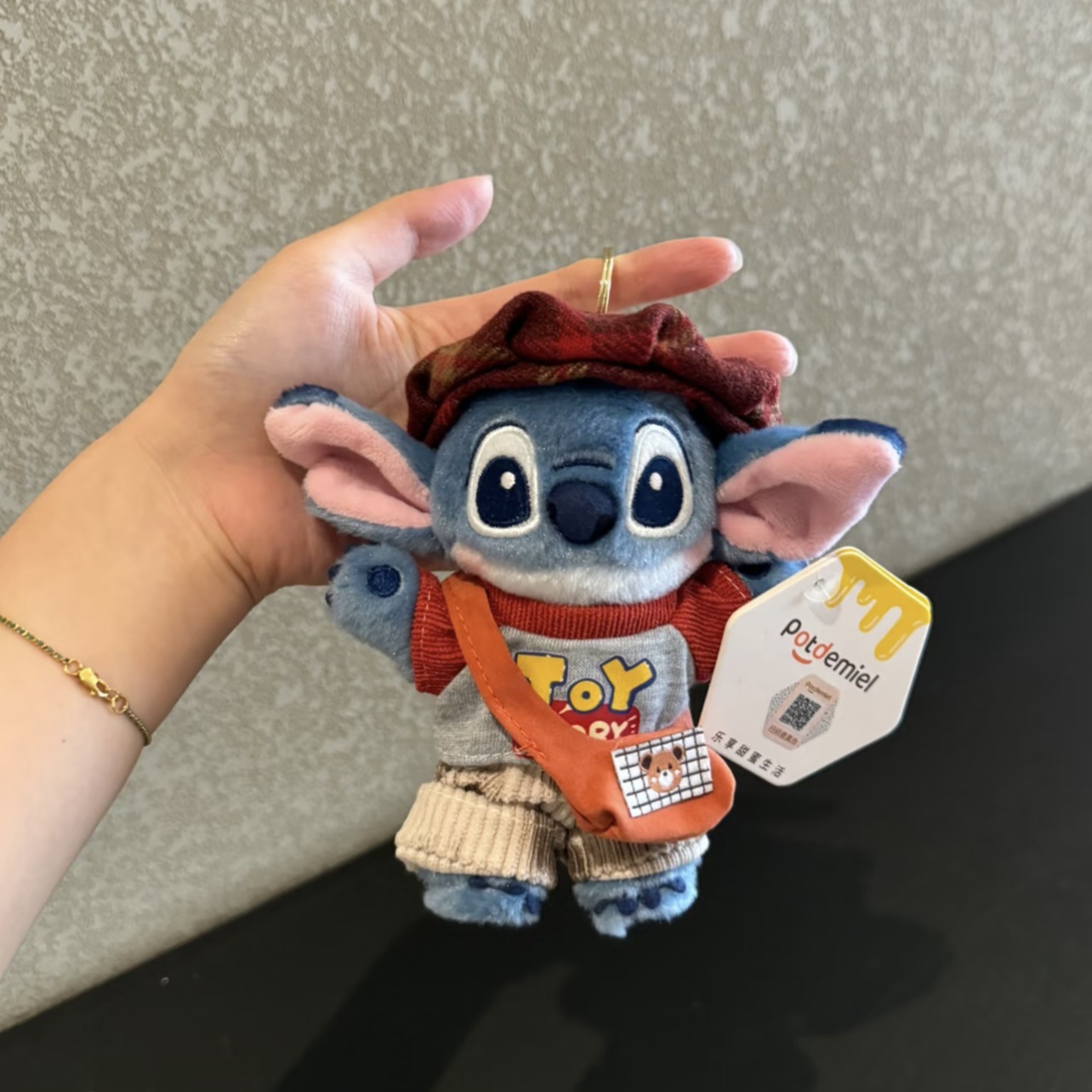 Genuino lindo Stitch Star Baby dibujos animados muñeco de peluche Stitch colgante llavero muñeca colgante regalo