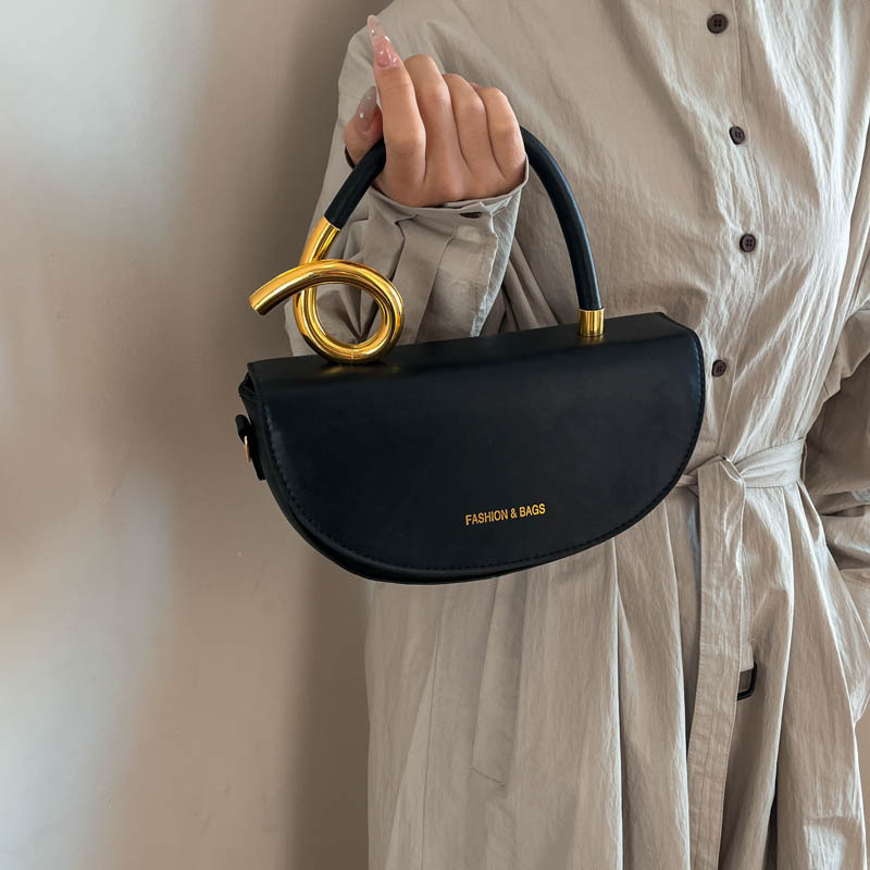 Cross-Border Foreign Trade Popular Fashion Niche Handbag Simple 2025 New High-End Crossbody Bag Women's Saddle Bag