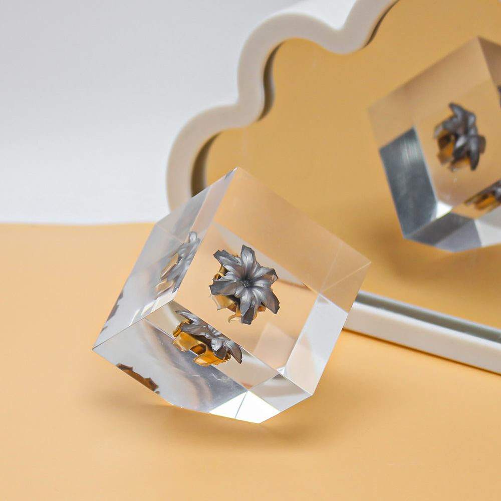 Transparent resin Inlay Warhead specimen Acrylic Crystal glue Embedded Metal bullet technology gift Decoration