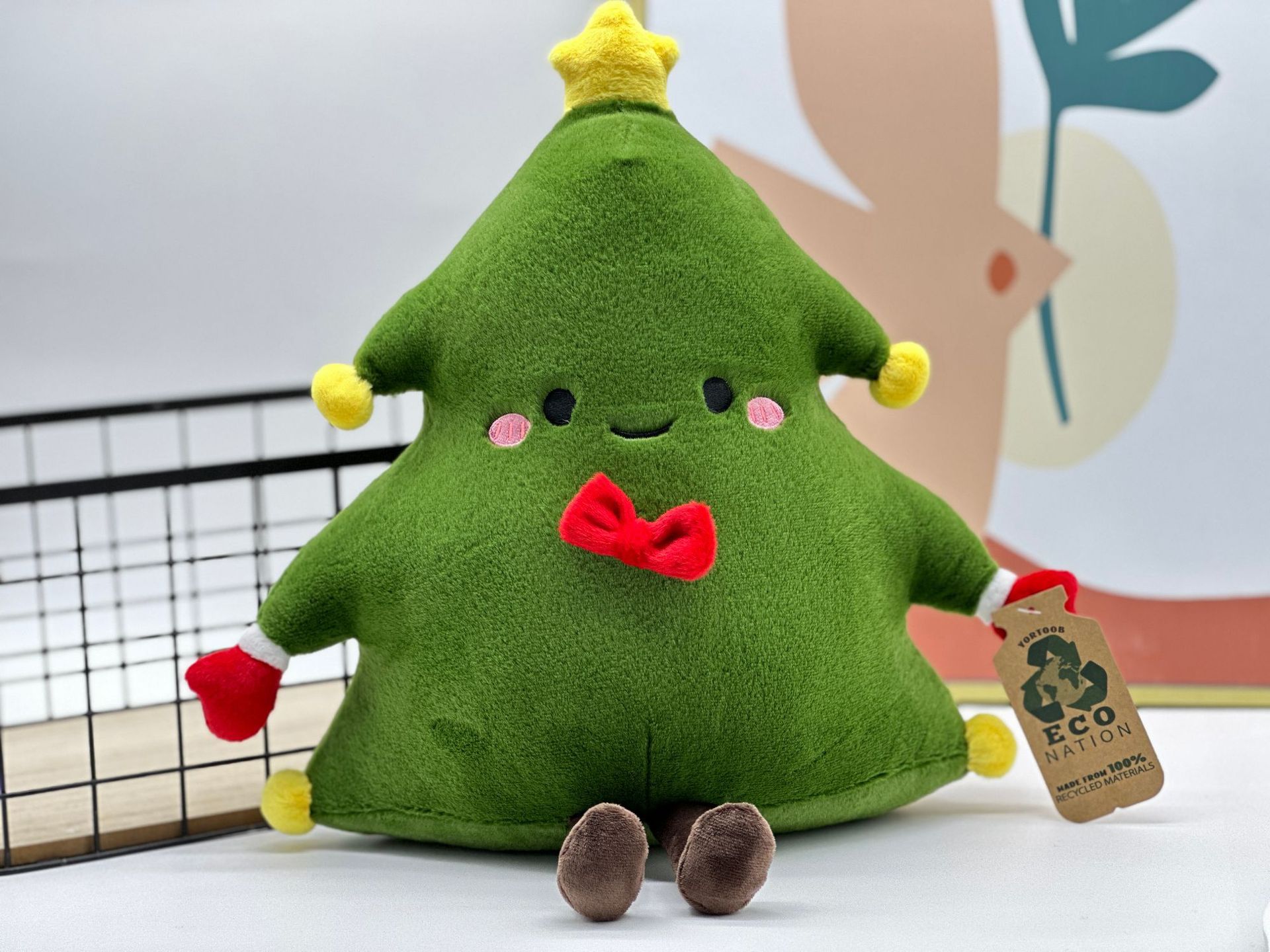 新款 Christmas tree plush 可回收环保材料 圣诞树抱枕毛绒玩偶