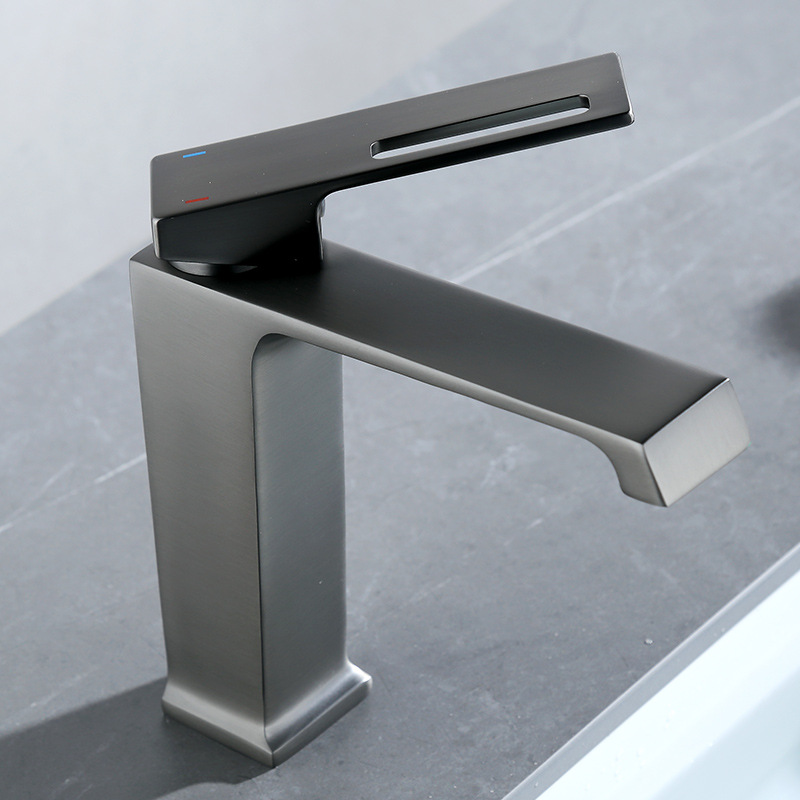 Grifo de lavabo Lavabo de cobre caliente y frío lavabo lavabo lavabo inodoro pistola Gris Gris Gris