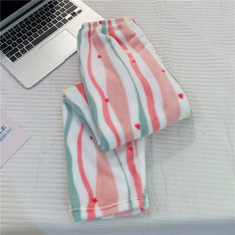 Источник фабричные пижамы зимний новый стиль пижамы женский фланелевый мультфильм сладкая красота сетка мужской коралловый бархат дом