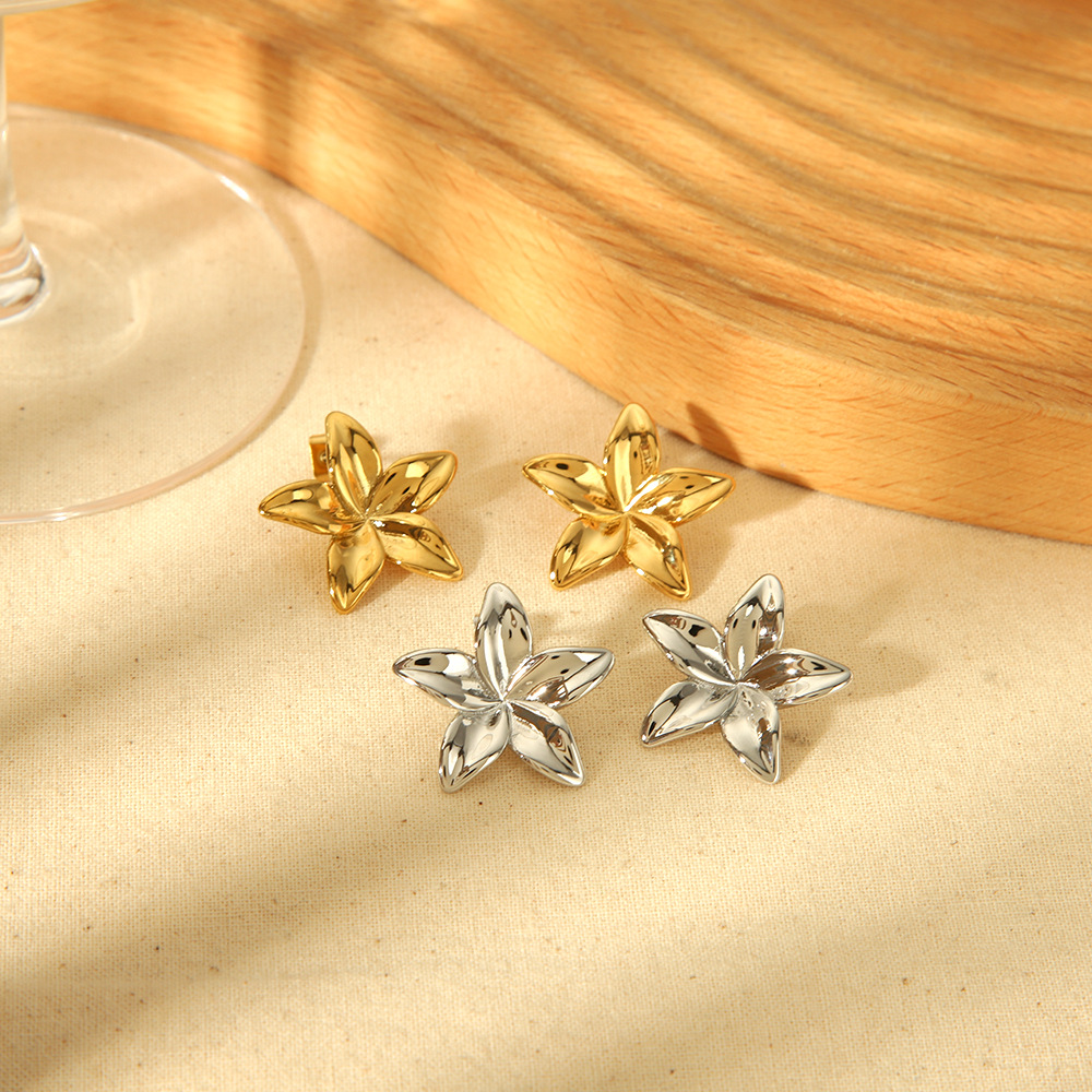 Holiday, Daily Occasion 1 Pair IG Style Vintage Style Flower 304 Stainless Steel 18K Gold Plated Ear Studs
