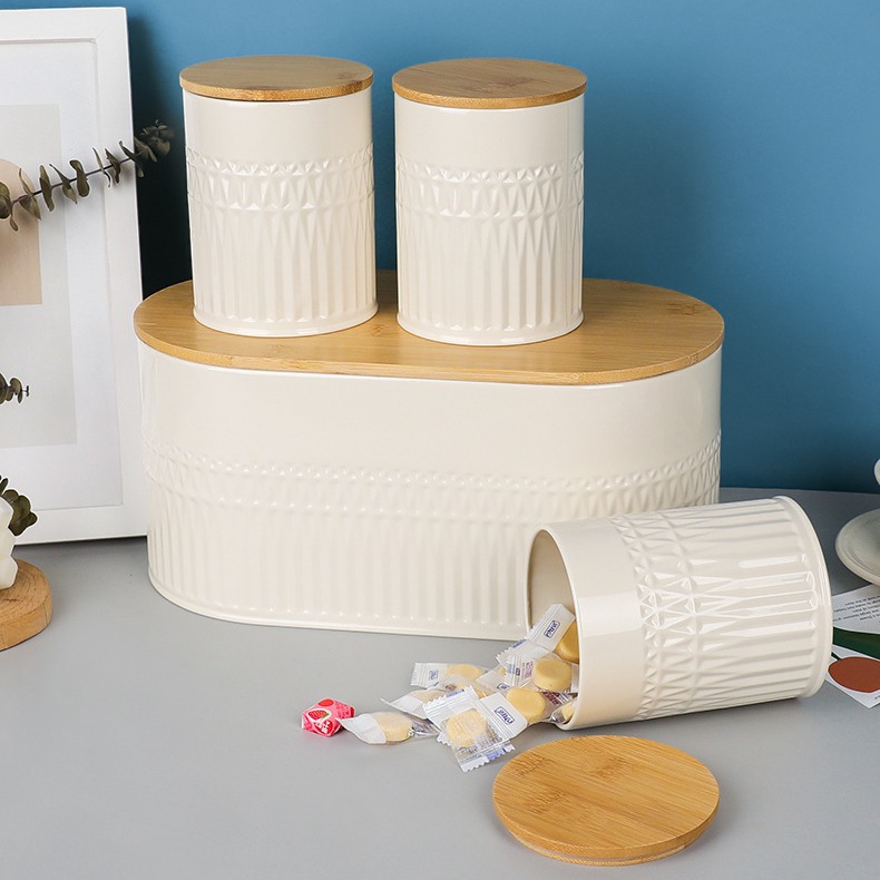 Caja de almacenamiento de pan de café de cuatro piezas con tapa de bambú de hierro galvanizado fan