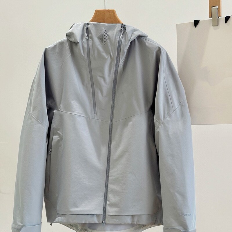 Sosong Bird Hardshell Men's Jacket with Hood, Sports Coat for Outdoor Hiking, Skiing, and Mountaineering, Wholesale and Dropshipping