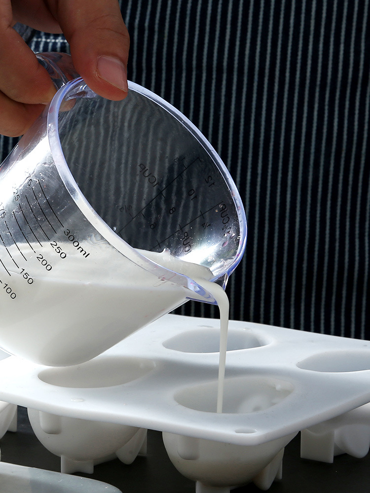 BK9K批发家用多用途烘焙计量杯硅胶手柄透明塑料带刻度量杯厨房计