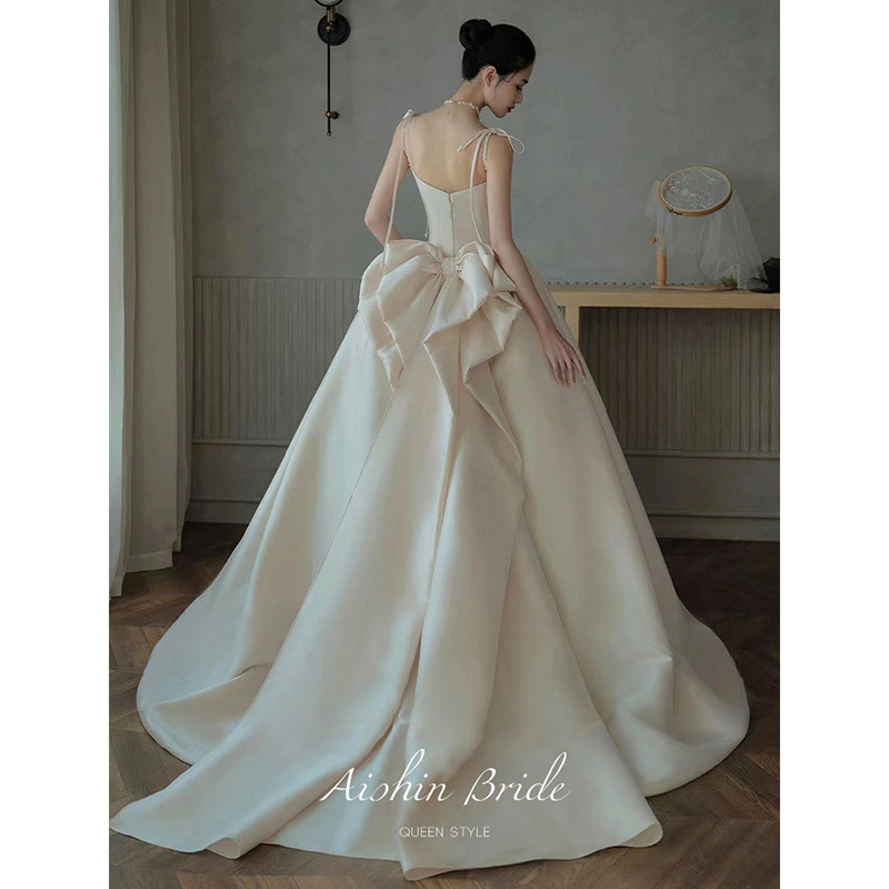 Satin Strapless Wedding Dress 2026 New French Retro Satin Simple Hepburn Style Elegant Long Train Bridal Gown Satin Strapless Wedding Dress 2026 New French Retro Satin Simple Hepburn Style Elegant Long Train Bridal Gown