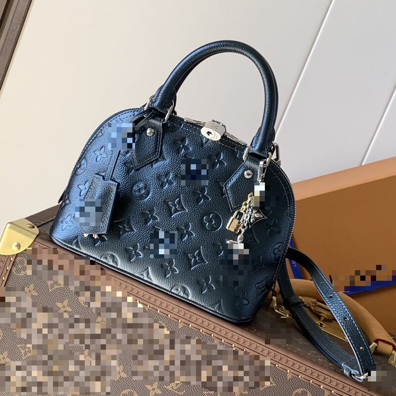 Direct Supply Cross-Border m Lv Women's Bags, Mahjong Bags, Chain Bags, Underarm Bags, Baguette Bags, Shell Bags, Makeup Bags Direct Supply Cross-Border m Lv Women's Bags, Mahjong Bags, Chain Bags, Underarm Bags, Baguette Bags, Shell Bags, Makeup Bags