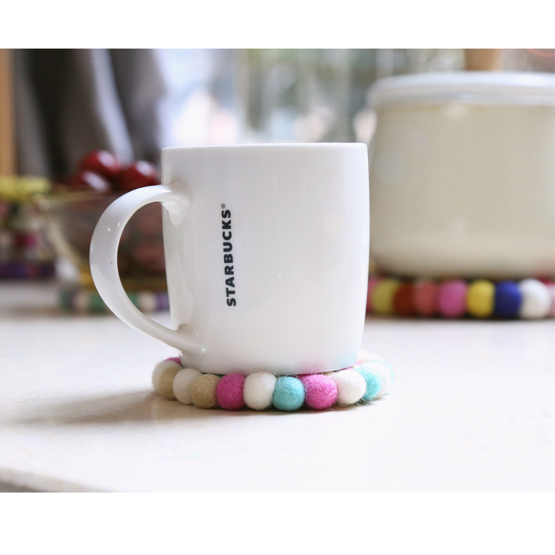 Estilo zakka Bola de fieltro de lana pequeña montaña 10cm regalo creativo mantel aislante almohadilla redonda poke estera de té