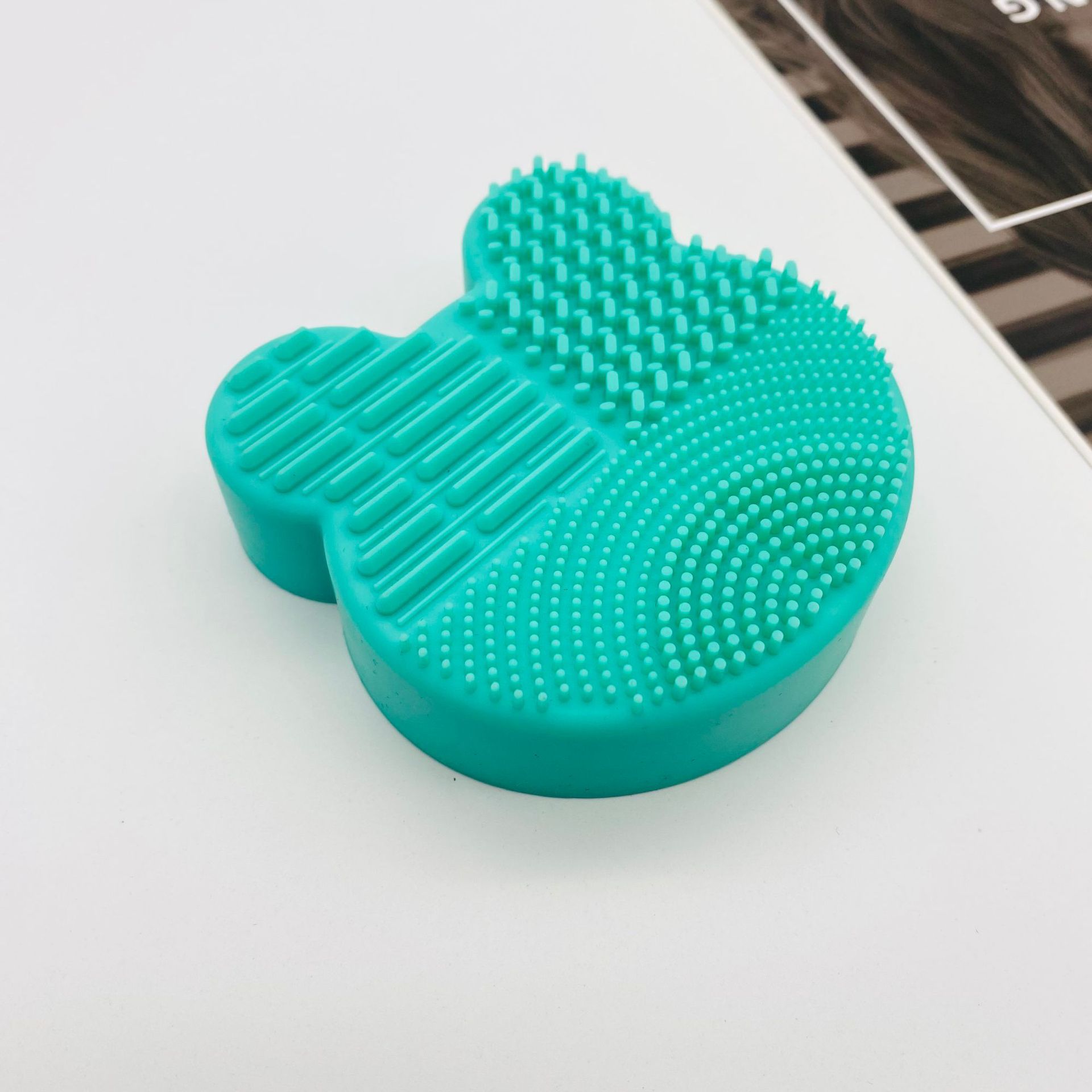 化粧ブラシシリカゲル洗浄箱熊ミッキー洗浄パッド