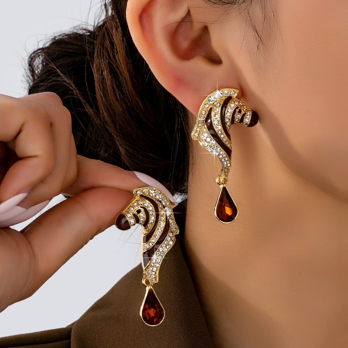 中古vintage咖色斑马镶水钻复古宫廷轻奢耳饰显气质高级珐琅耳坠