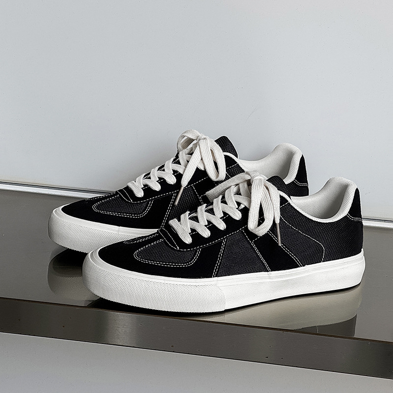 Zapatos de lona para hombre 2025 nuevos zapatos de entrenamiento alemanes moda para hombres tendencia al aire libre zapatos para hombres de nicho todo fósforo zapatos casuales cabello