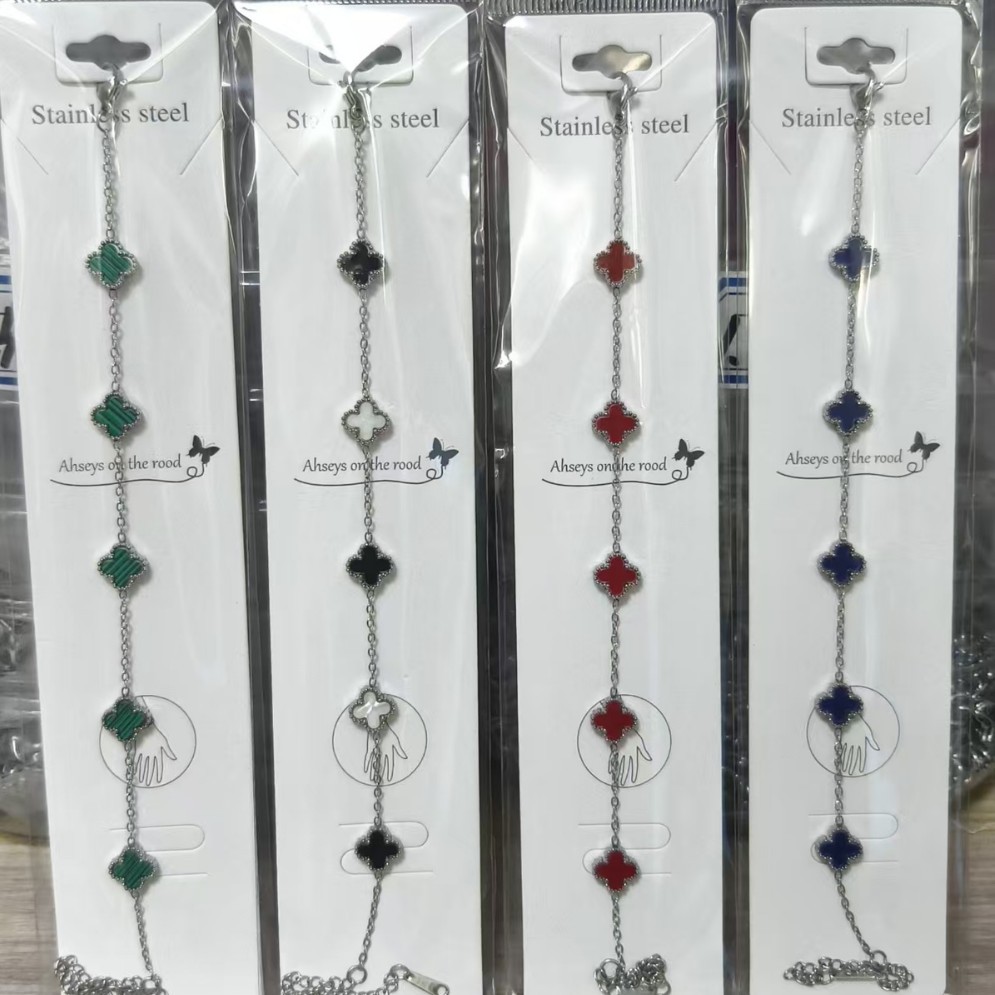 High-End Mini 9mm Lucky Four-Leaf Clover Bracelet with Double-Sided Shell, Washable and Wearable Stainless Steel Jewelry Wholesale