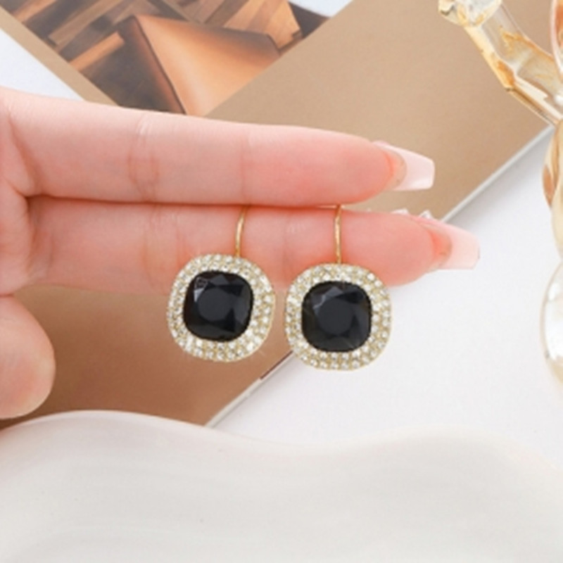 Geometric square black crystal earings
