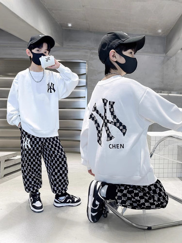 Boys' Summer Trendy Cool Sports Set 2025 Korean Version Casual Print Thin Short-Sleeve T-Shirt 2-Piece Set