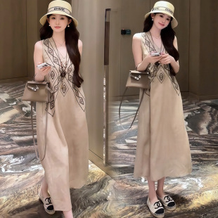 Image Processed In-Stock Maternity Dress Cotton and Linen Embroidered V-Neck Loose Slimming Sleeveless Maternity Dress