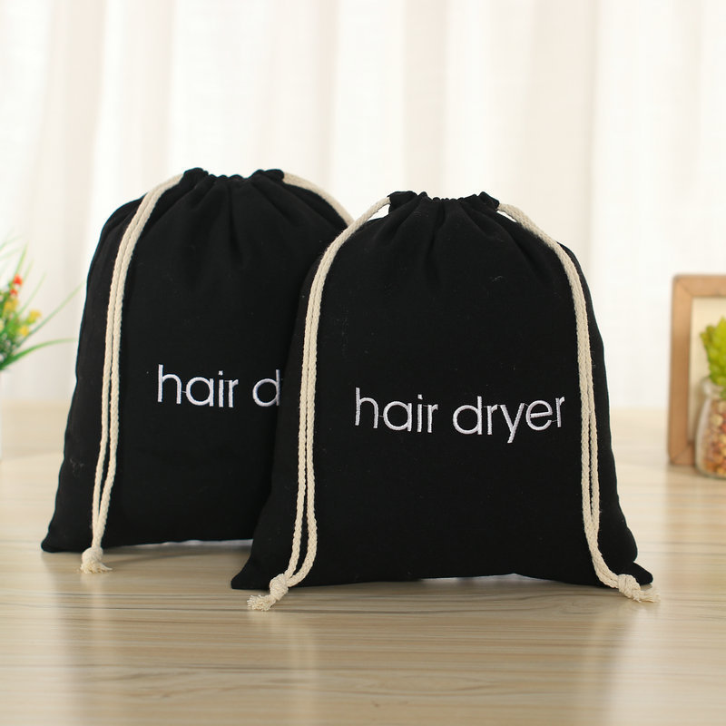 En stock inglés bordado lienzo bolso con cordón al por mayor algodón bolsa de polvo del hotel secador de pelo cubierta bolsa de almacenamiento
