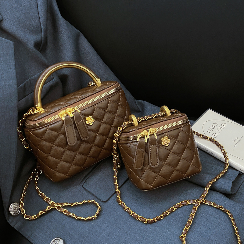 Style Box For Women 2025 New Diamond Pattern Niche Design Single Shoulder Crossbody High-end Chain Bucket Bag_voghion.com