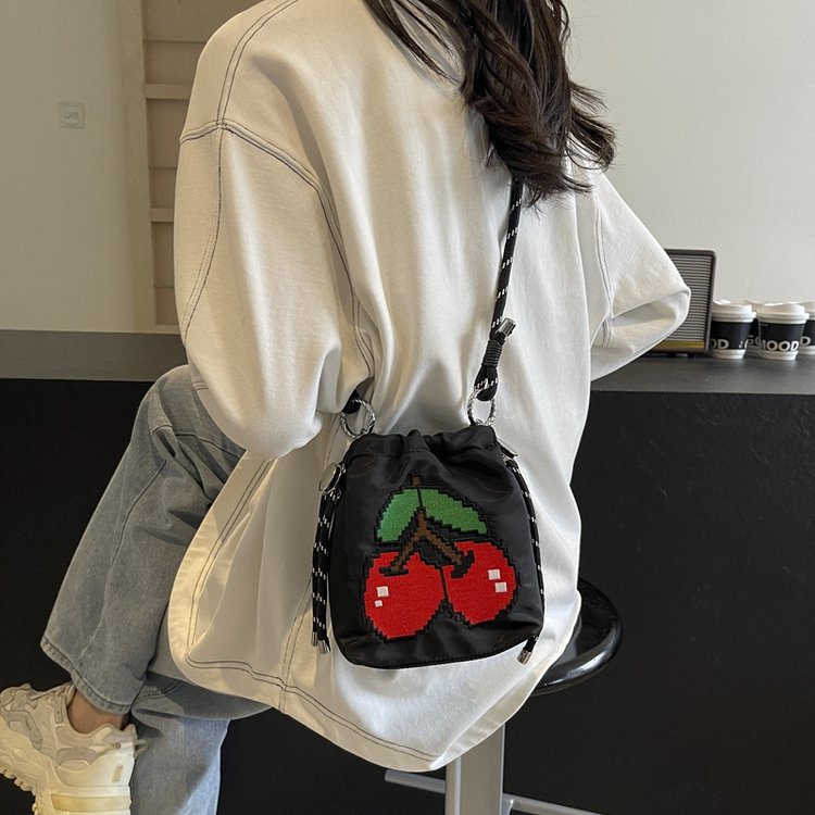 Cada bolso femenino representa tu gusto y calidad