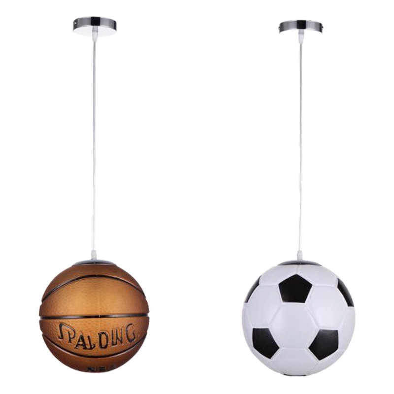 Suministro transfronterizo de fútbol Baloncesto Araña moderna simple moda dormitorio habitación infantil jardín de infantes tienda materna e infantil tema lámpara