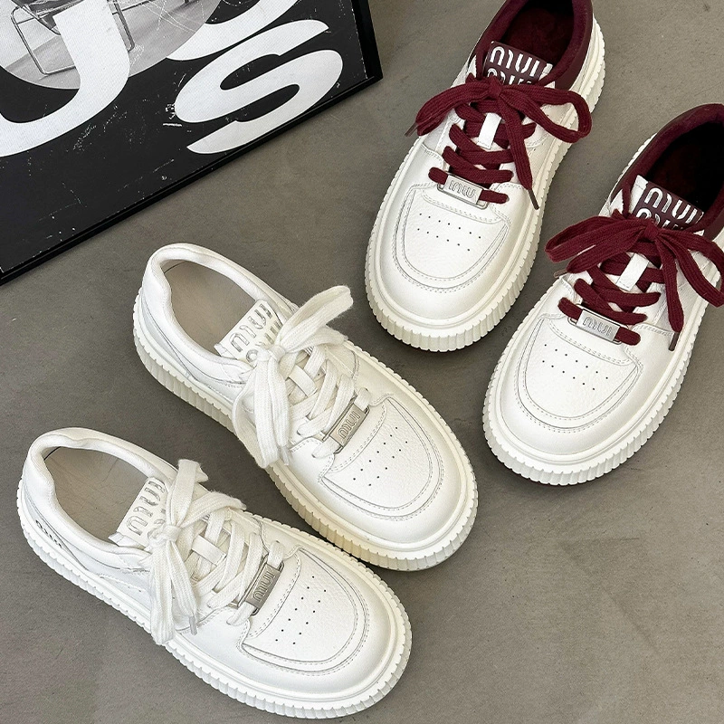 Кожаные кексы с толстой подошной пленкой на дне маленькие белые туфли женские 2024 зимние новые женские туфли