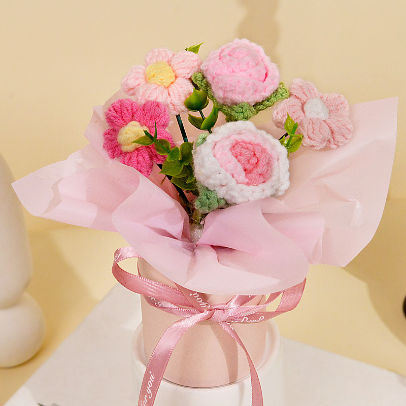 핑크 장미 2개 포옹 버킷 종이 꽃다발