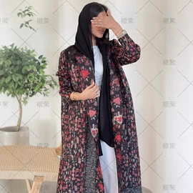 连衣裙;女式风衣;时尚休闲套装