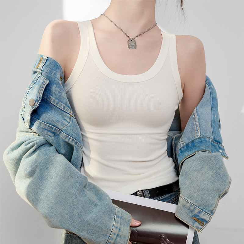 흰색 실로 된 면