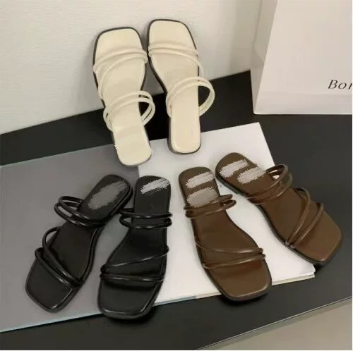 Новые женские сандалии для внешней торговли, летняя верхняя одежда, босоножки на квадратном каблуке, французский стиль с юбками, модные тонкие ремешки, шлепанцы.