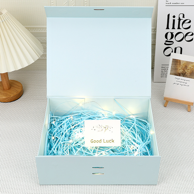 Caja de regalo plegable de absorción magnética simple caja de embalaje de perfumes cosméticos caja de cartón de boda una pieza plegable caja de regalo