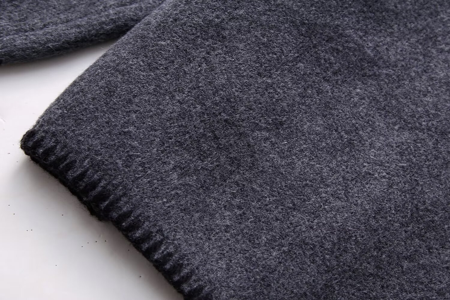 Maglione casual in maglia con scollo a V, nuovo autunno da donna, decorazione con cuciture a contrasto_voghion.com