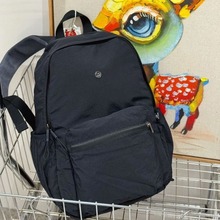 2024博卜新款泡芙系列超轻降落伞面料双肩背包出游旅行必备布包