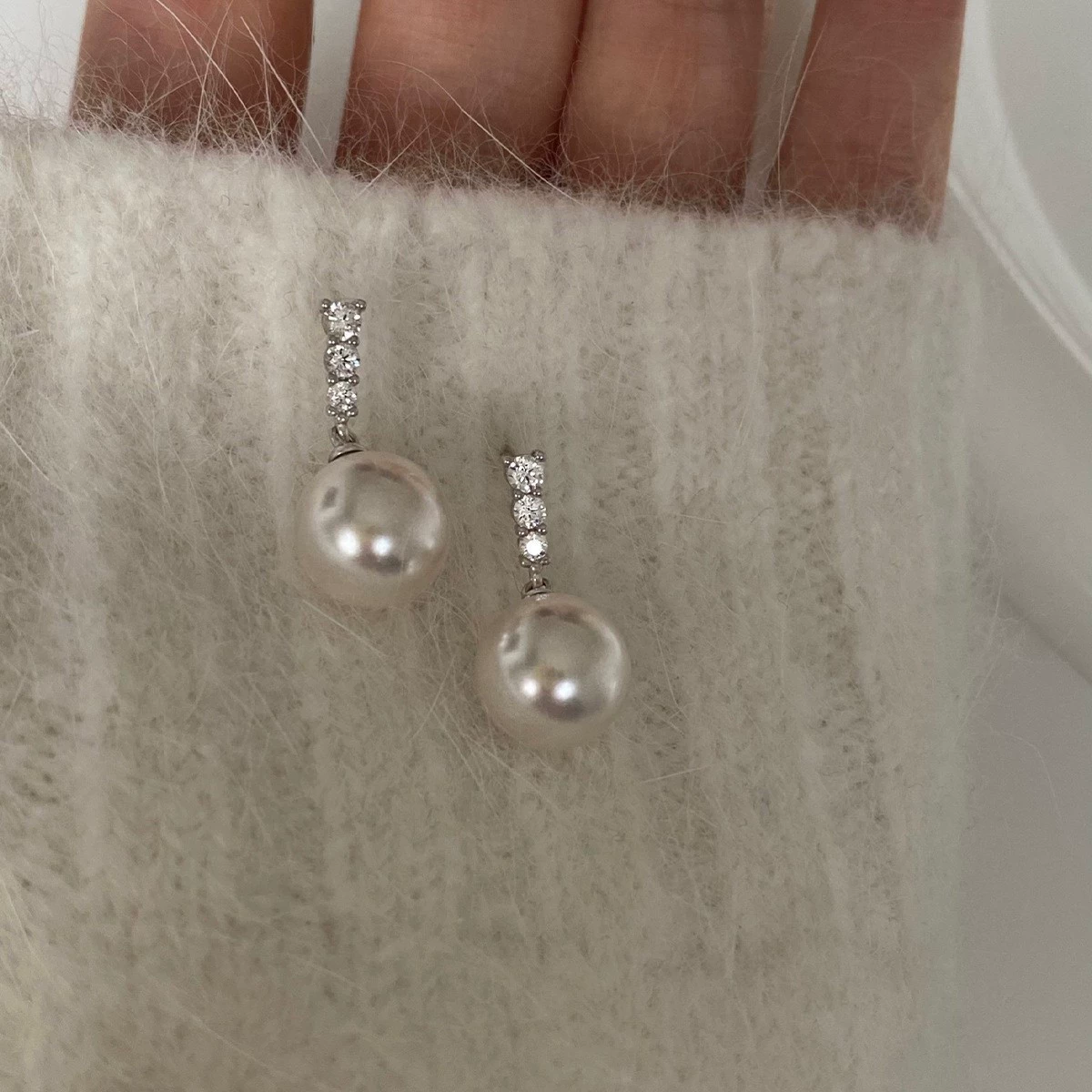 Earrings from pearl, small design ear clips, silver 925 sample