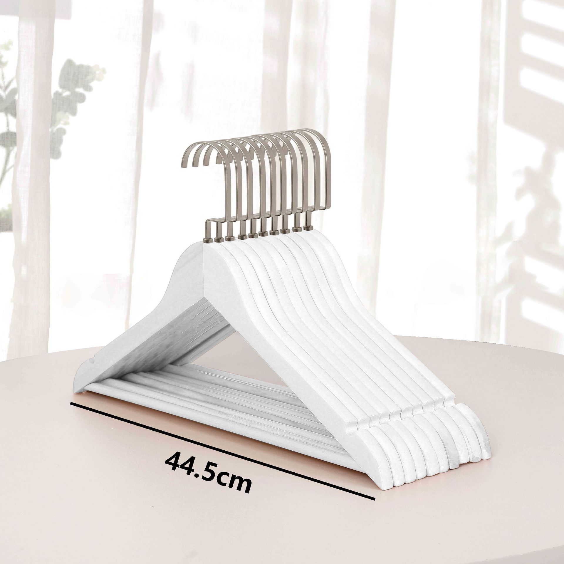 Percha de ropa de madera blanca y negra, ropa de madera, ropa de madera, ropa de hotel, ropa de comercio exterior, ropa de colgar, ropa de colgar, ropa de colgar, ropa de colgar