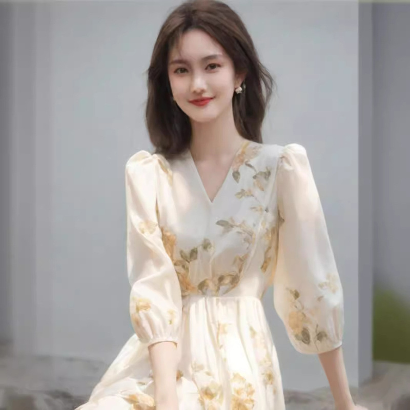 New Chinese High-end Exquisite French Style Elegant Seaside Holiday Chiffon Floral dress Women's Summer Mid-length Dress