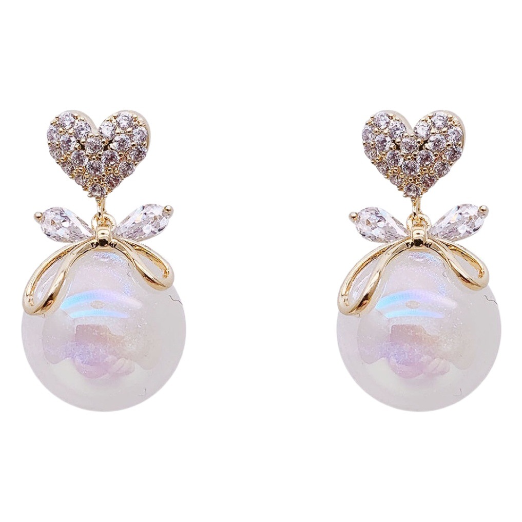 In-Stock 925 Light Luxury Mermaid-Style Colorful Pearl Earrings 2026 New Trendy Niche Design Heart-Shaped Ear Accessories