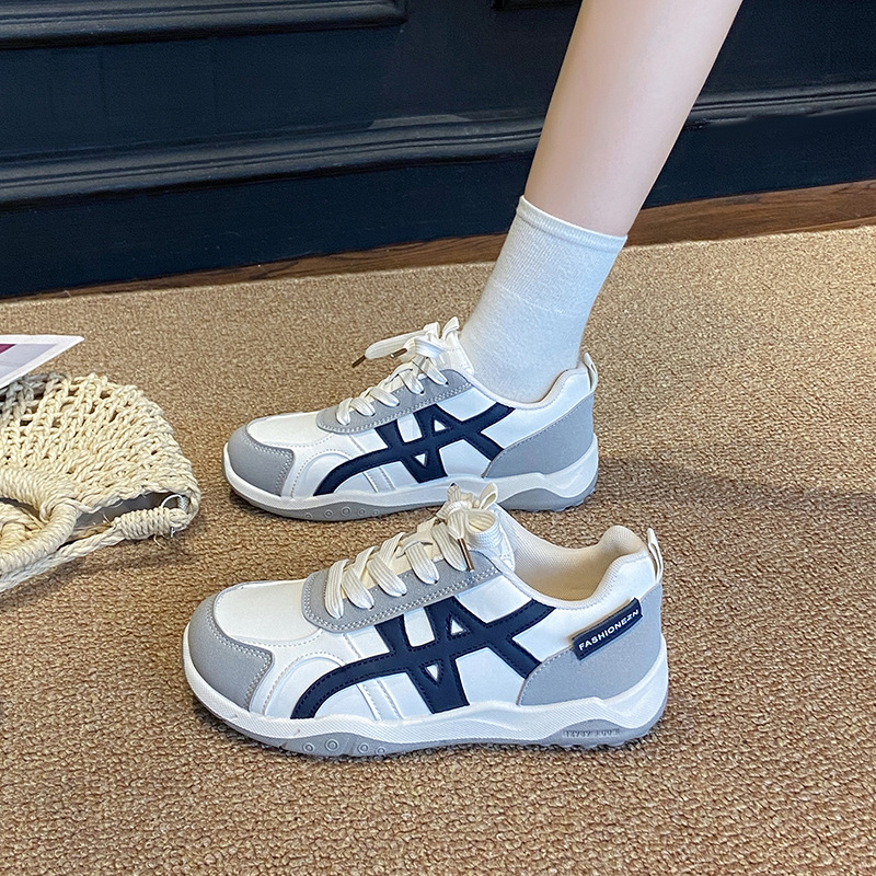 Zapatos de moda coreanos de color combinado primavera y otoño 2025, nuevos zapatos de entrenamiento de lazos, zapatos de corrida casuales de moda para estudiantes