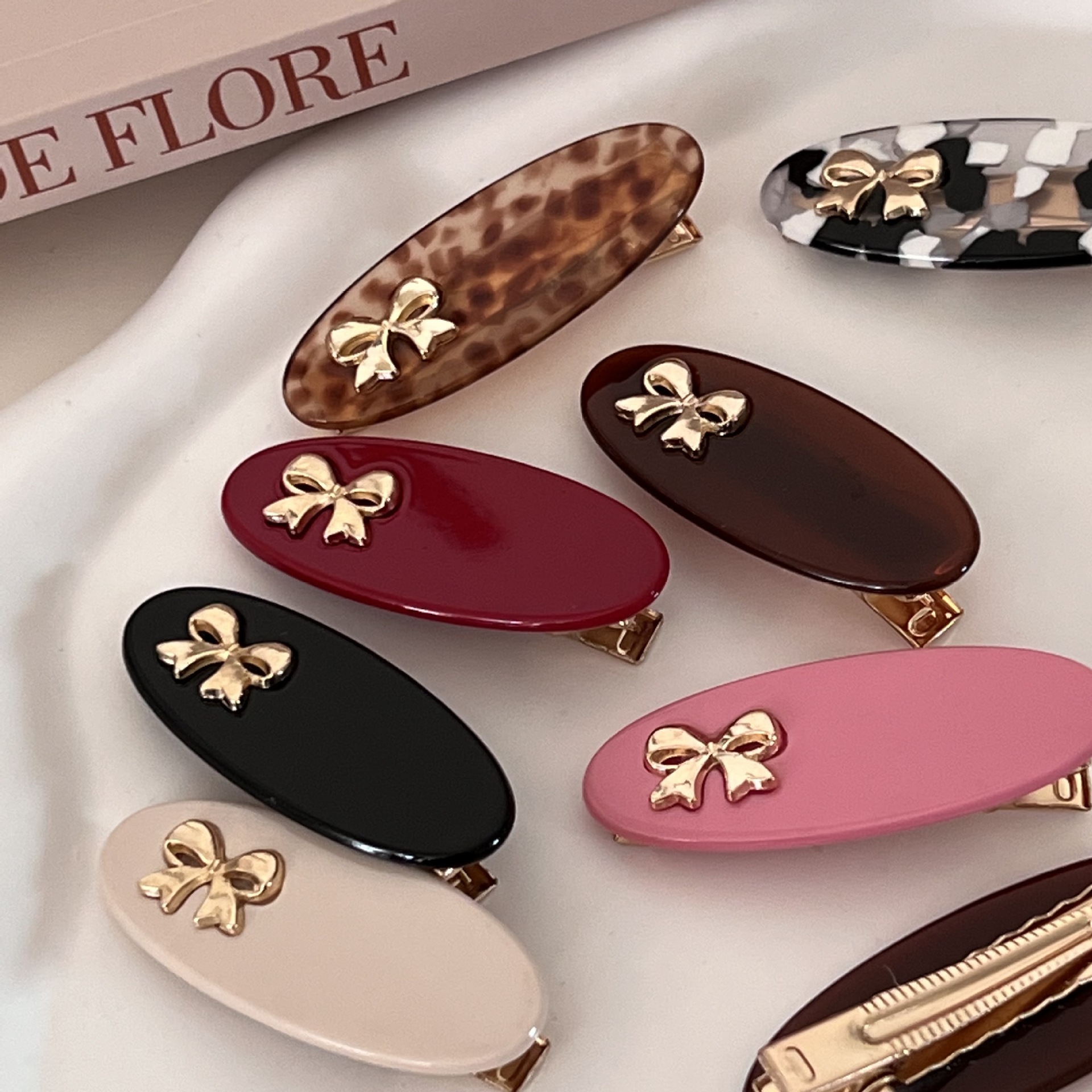 Daily Occasion Plastic, Resin Material Sweet Bow Knot Plastic Resin Hair Clip