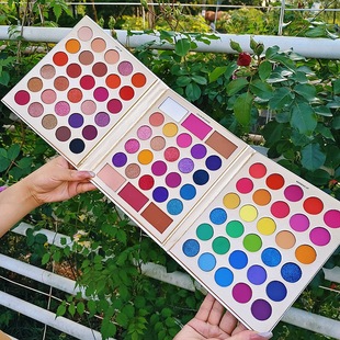 Foreign trade cross-border exclusive 86-color tri-fold multi-color eye shadow plate pearlescent matte glitter sequins European and American eye shadow makeup plate