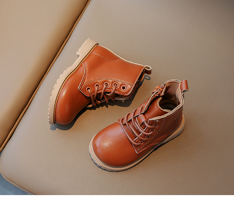 Martin da ragazza 2024 autunno nuovi bambini stile inglese sottile scarpe da ragazzo stivali in pelle per prestazioni studentesche_voghion.com