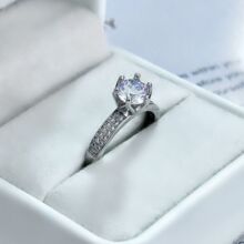 �¸�̼Īɣ���ָ����΢����İ˼�΢��������צ��ָŮ��Լʳָ��