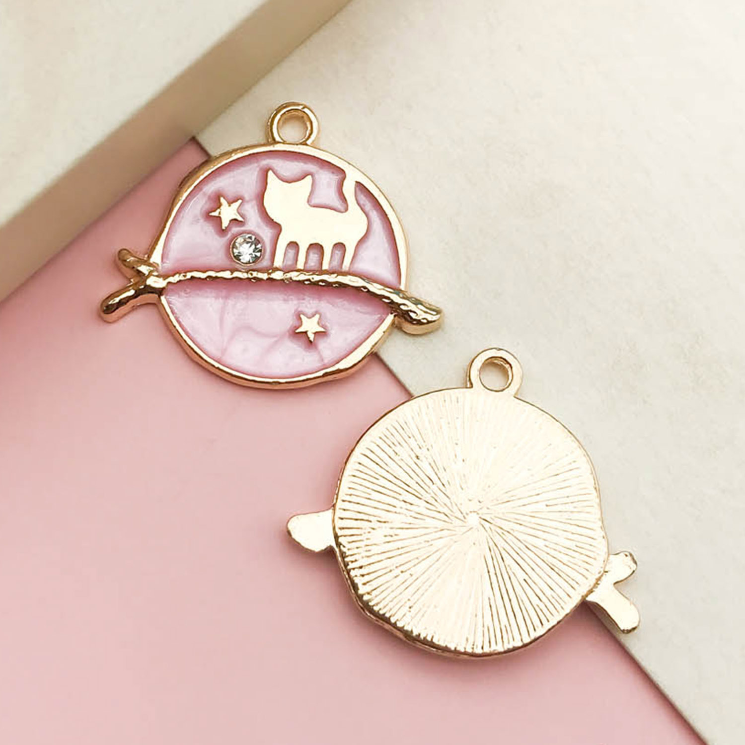 1 Rosa Conchas sirena flor conejo aleación gota colgante de aceite simple joyería material fábrica al por mayor