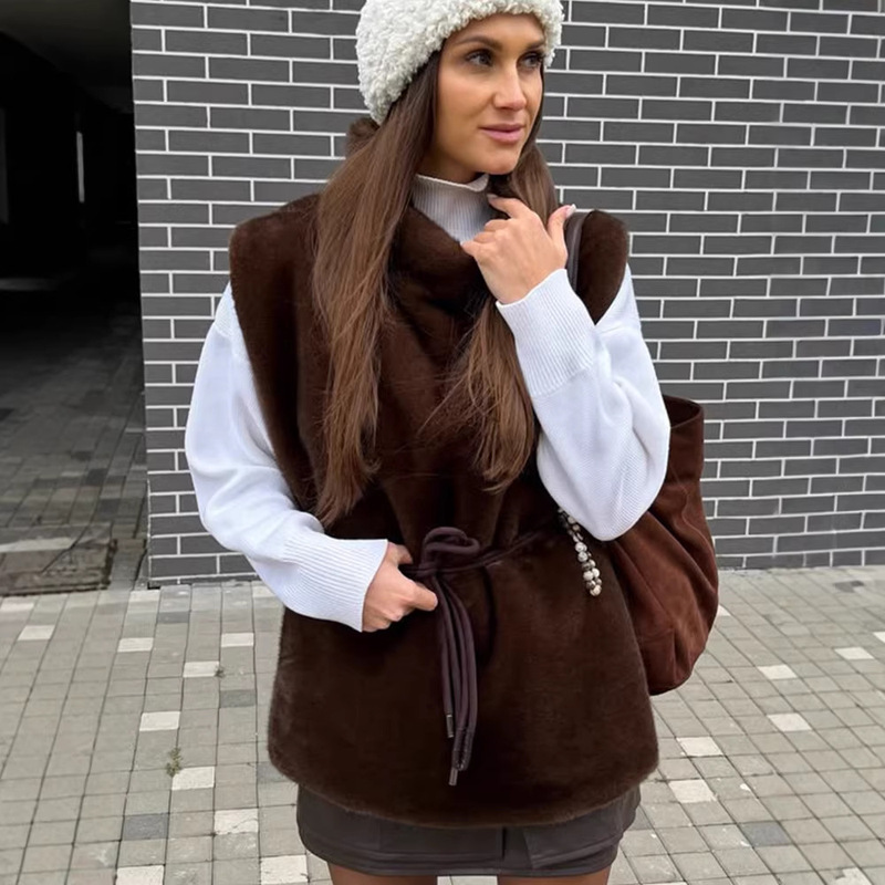 Aliexpress New Foreign Trade Product: Fashionable and Elegant Sleeveless High-Neck Faux Fur Vest for Women, European and American Style, Eco-Friendly Faux Mink Fur