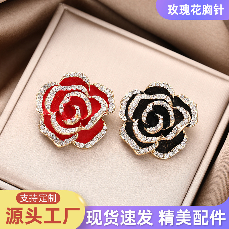 High-end sophisticated brooch