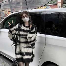 慵懒风外穿条纹撞色毛衣女春秋学院软糯复古宽松显瘦设计感针织衫