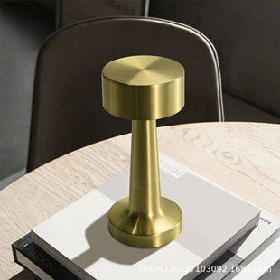 Настольная LED лампа, тёплый свет 3000K для прикроватного освещения, стиль светлого роскоши, несколько отделок
