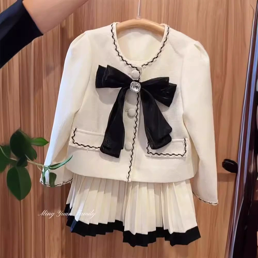 Весенний комплект, длинный рукав, куртка, плисированная юбка, стиль Chanel, тренд сезона